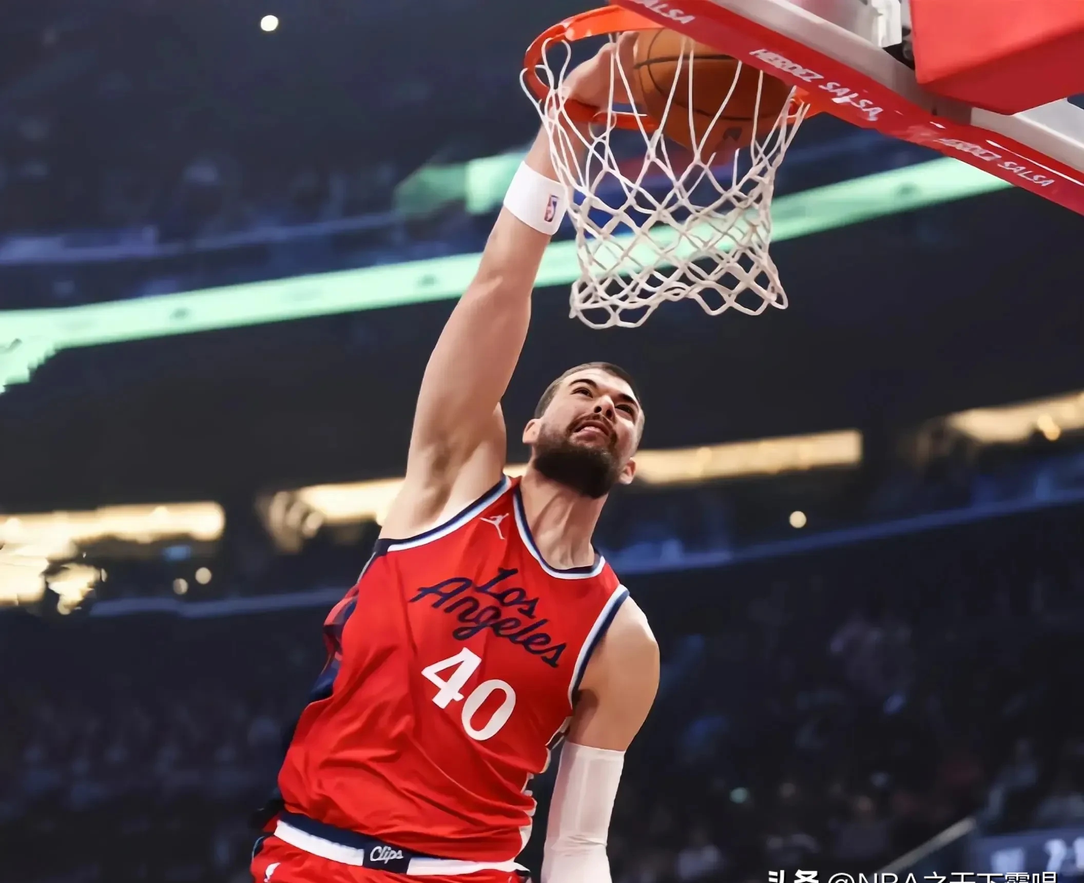 AYX游戏入口-洛杉矶快船强势反弹备战NBA常规赛今夜罗马调整名单以备意大利杯，现场解说直呼：Karsa在快船比赛中出色防守的简单介绍