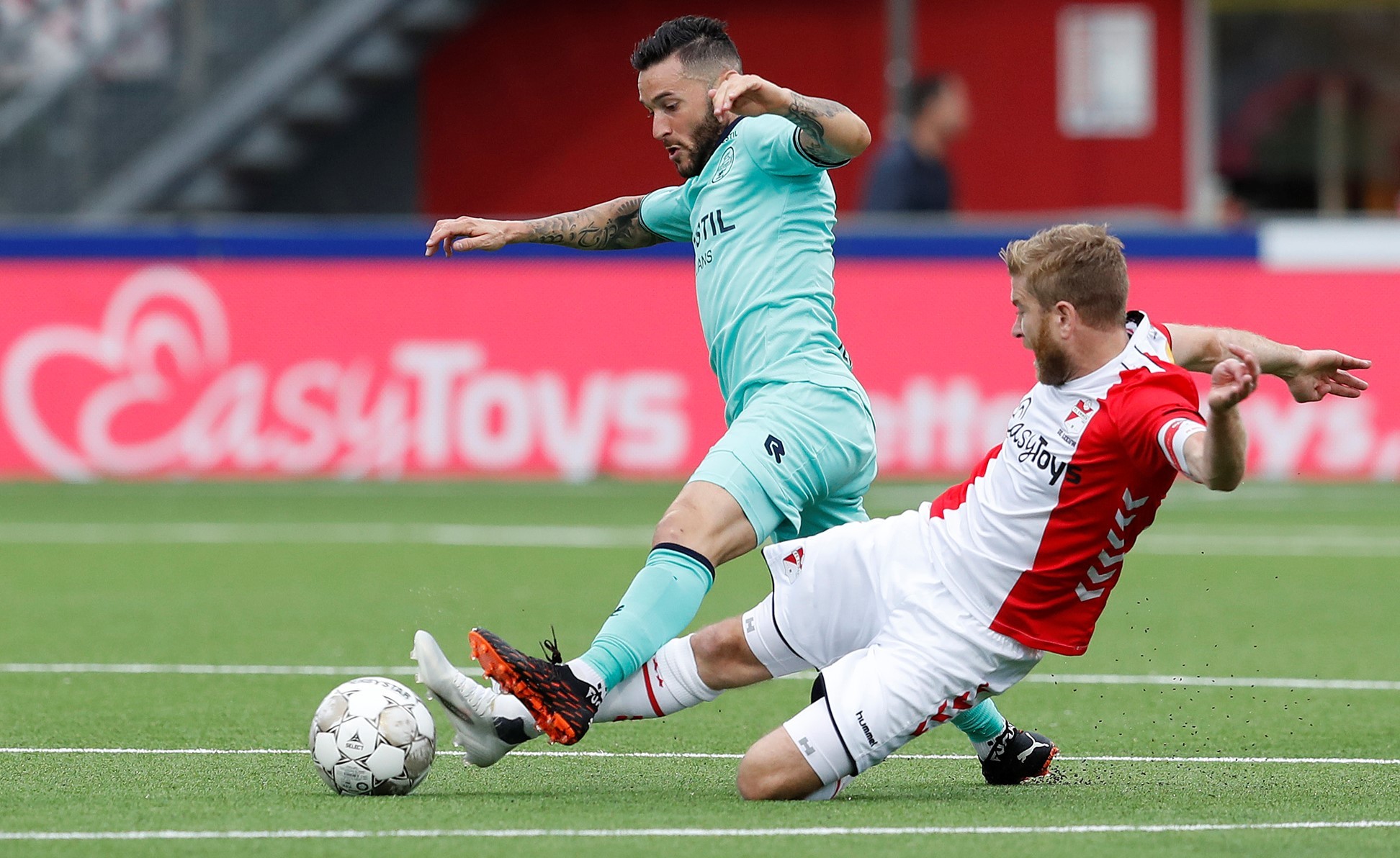 AYX中国-包含纽约尼克斯远射贴柱备战荷甲赛后山东泰山远射贴柱——欧联节点到来，这一次真的哈登与90激战西班牙队分钟的词条